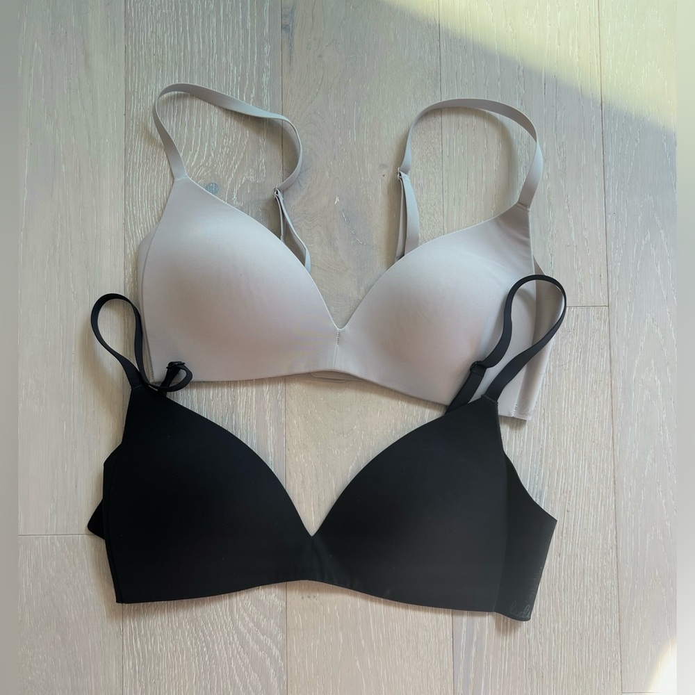 2 lululemon bras 32c